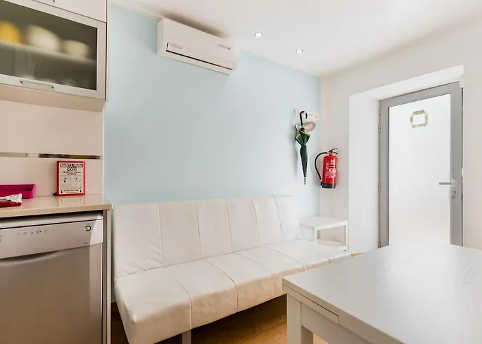 Casinha Do Elevador Semesterbostad *